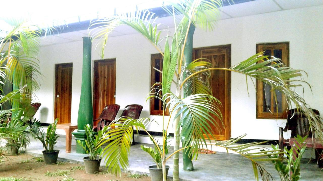 Ferienwohnung Canberra Safari House Udawalawe Exterior foto